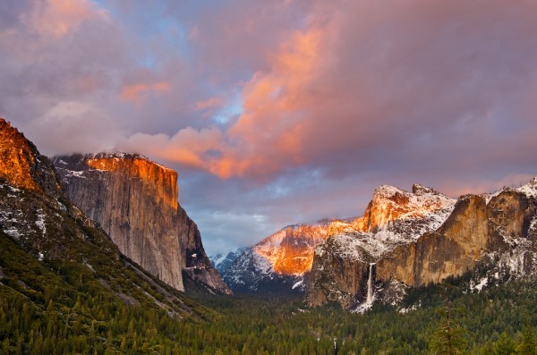 A winter storn clears over Yosemite Valley.